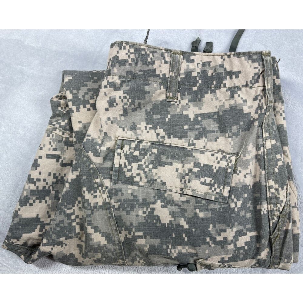 US Army Combat Uniform‎ Pants W32-33 L32  ACU Digital Camo